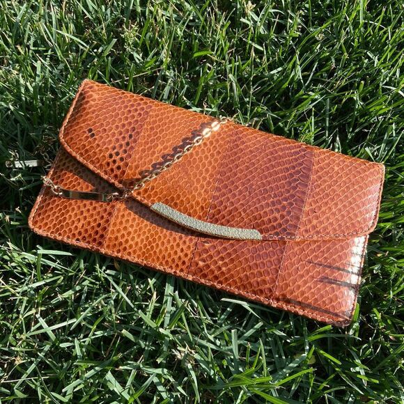 Vintage 1950s Genuine Snake Skin Gold Chain Crossbody Bag Clutch - Picture 1 of 14